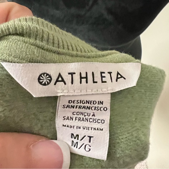 Athleta coaster luxe sweatshirt - Picture 4 of 12